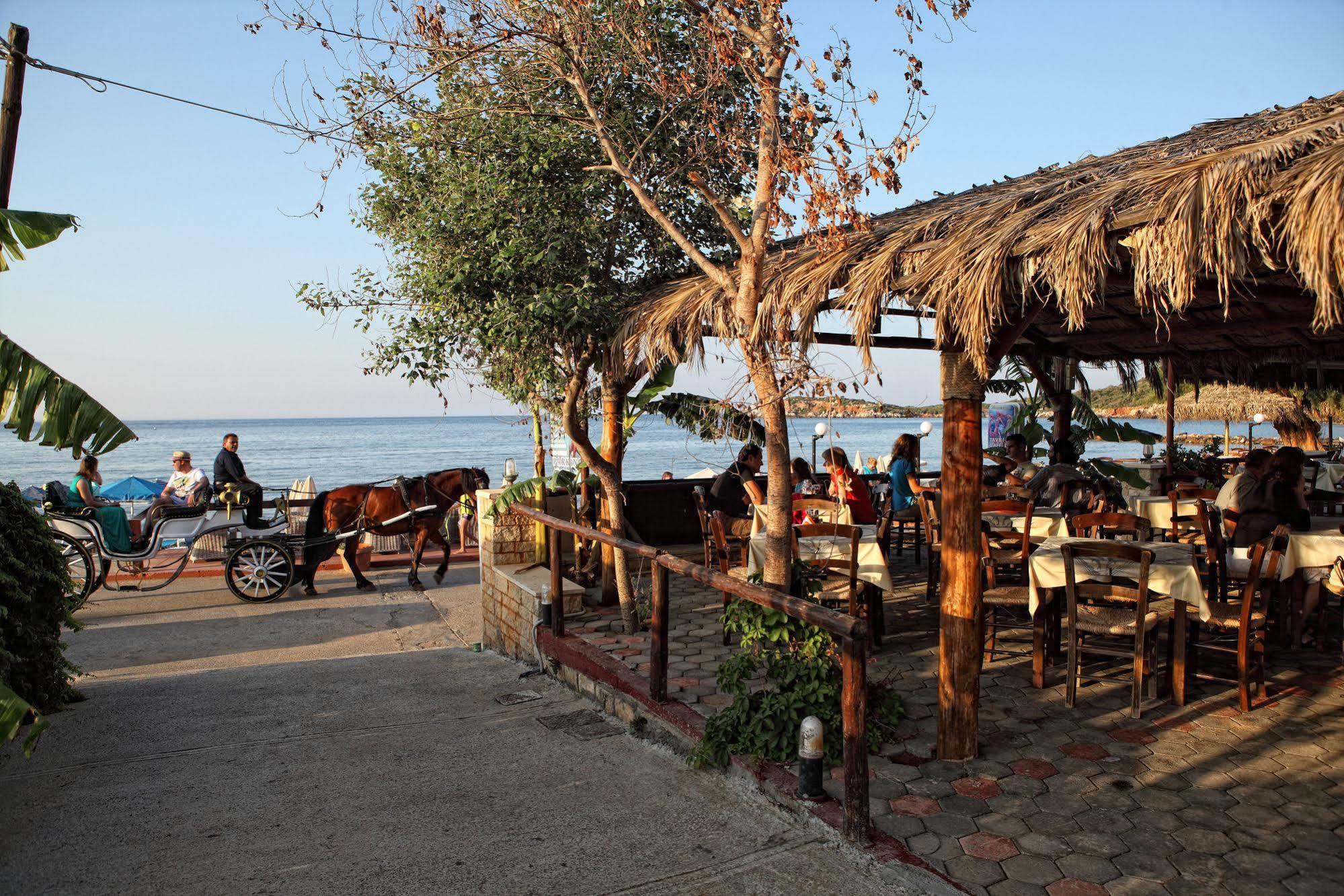 Niriides Beach Hotel Rethimnon Restaurant foto